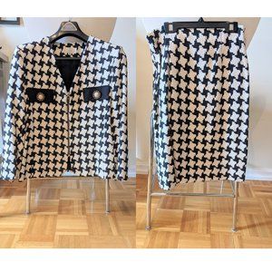 VINTAGE Women's Patterned Suit Set with Button Details; Skirt and Blazer